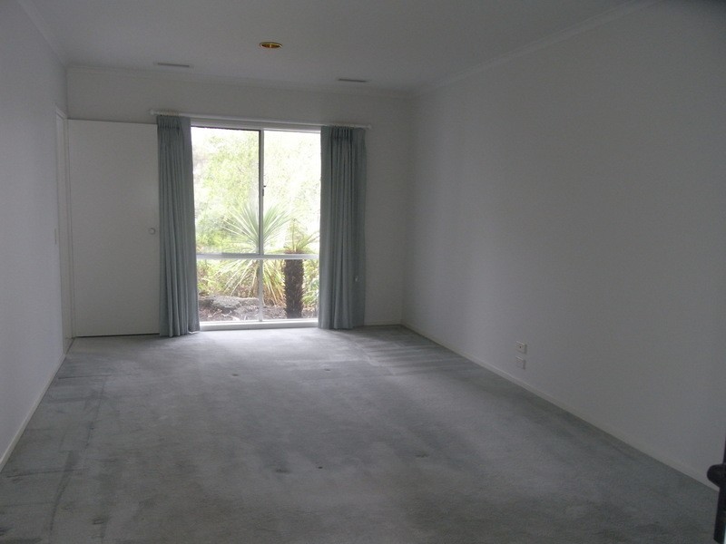 19 Rutland Avenue, Mount Eliza VIC 3930