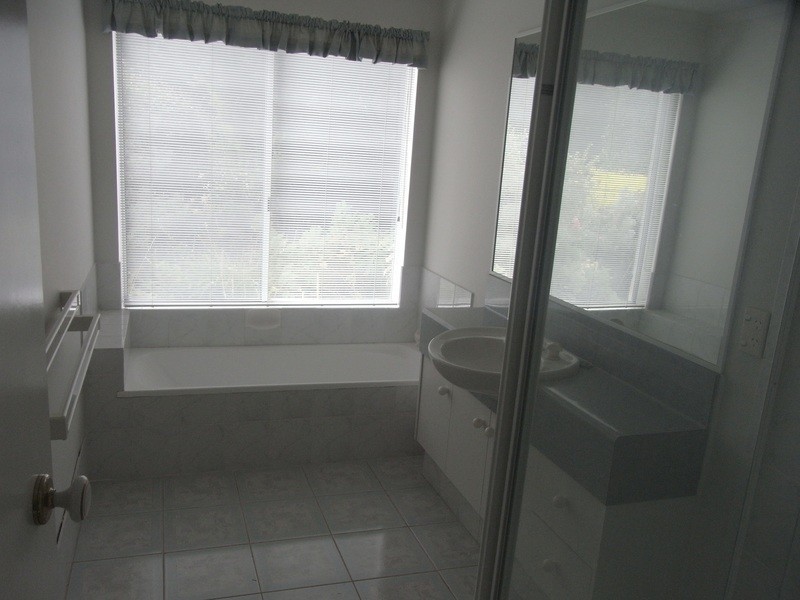 19 Rutland Avenue, Mount Eliza VIC 3930