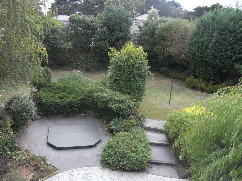 19 Rutland Avenue, Mount Eliza VIC 3930