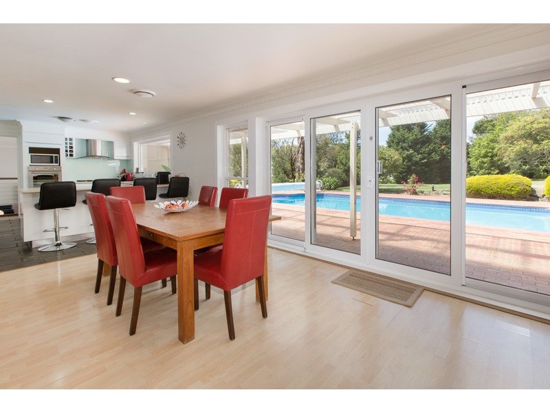 23 McCutcheon Close, Mount Eliza VIC 3930