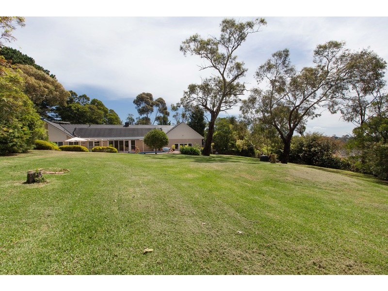 23 McCutcheon Close, Mount Eliza VIC 3930