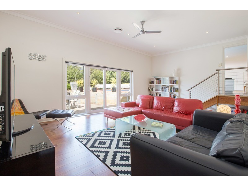 23 McCutcheon Close, Mount Eliza VIC 3930