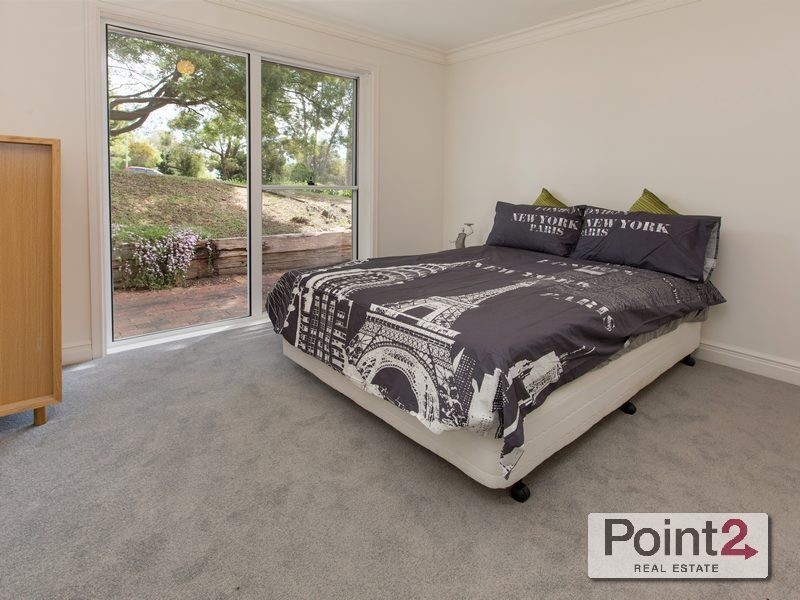 23 McCutcheon Close, Mount Eliza VIC 3930