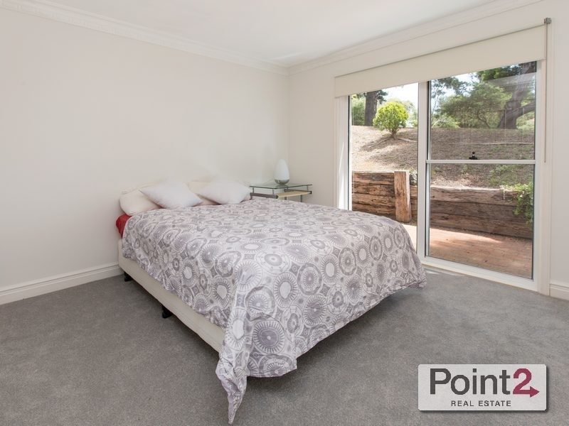23 McCutcheon Close, Mount Eliza VIC 3930