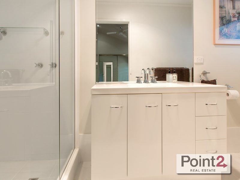 11 McGown Road, Mount Eliza VIC 3930