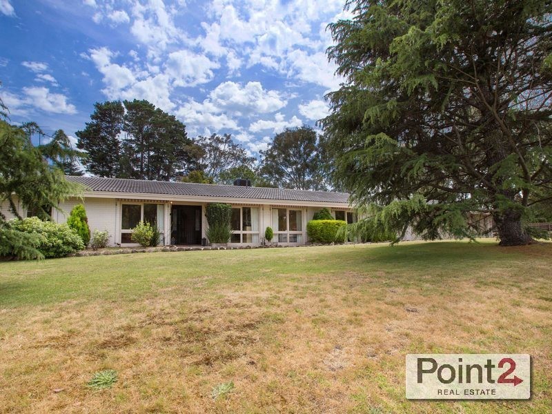 11 McGown Road, Mount Eliza VIC 3930