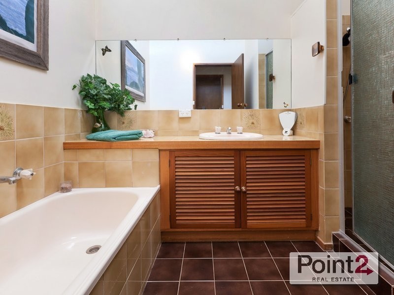 9 Woodland Avenue, Mount Eliza VIC 3930