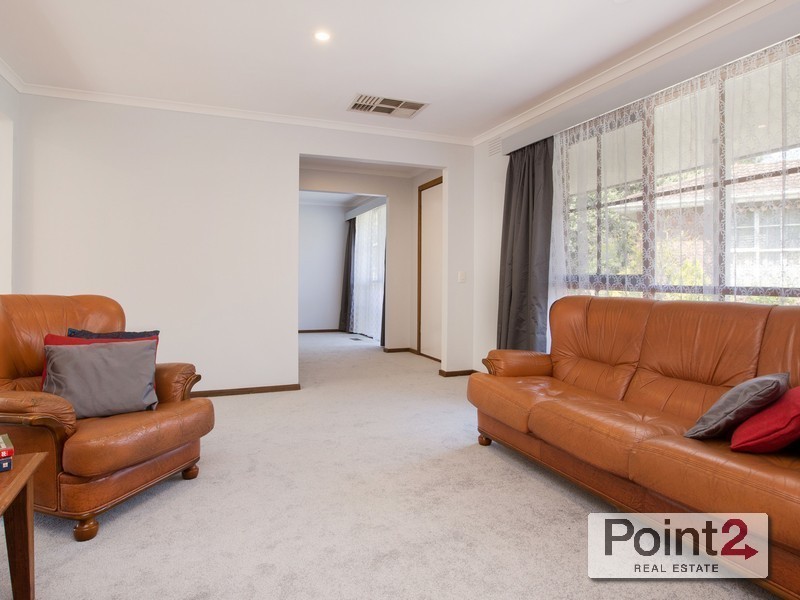 2/8 Roy Court, Mount Eliza VIC 3930