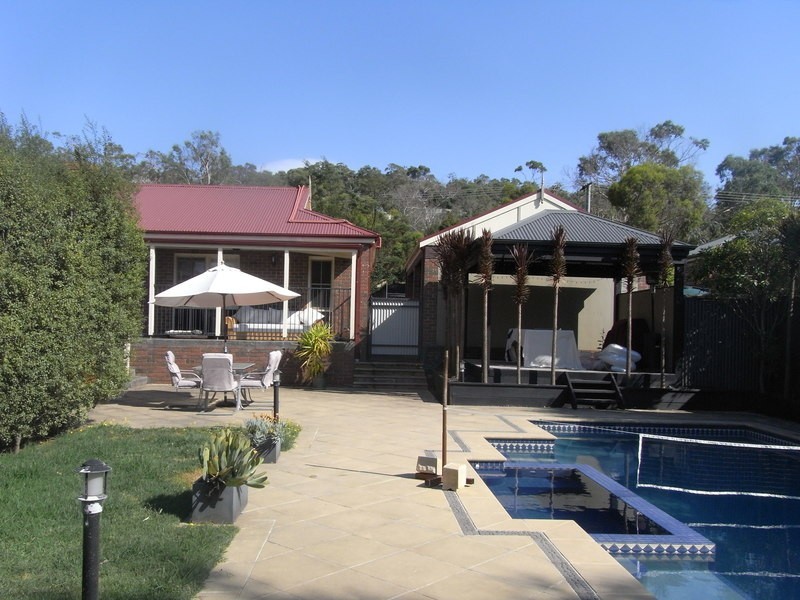 18-20 Claremont Street, Mount Eliza VIC 3930