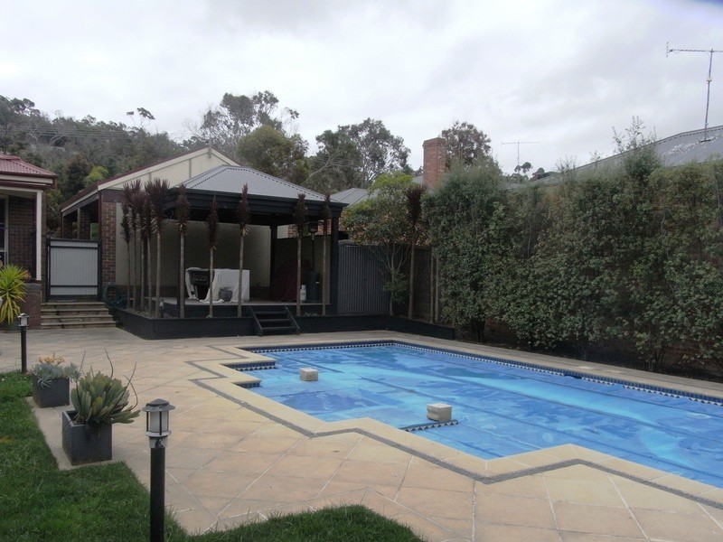 18-20 Claremont Street, Mount Eliza VIC 3930