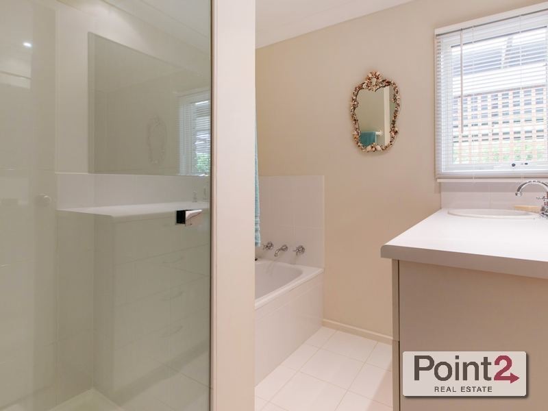 46  Koetong Parade, Mount Eliza VIC 3930