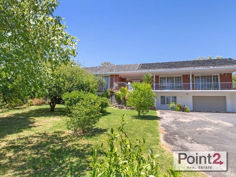 25  Bareena Drive, Mount Eliza VIC 3930