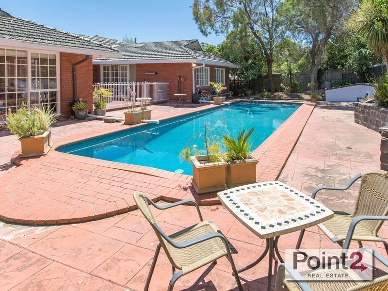 25  Bareena Drive, Mount Eliza VIC 3930