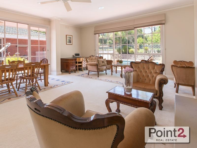 25  Bareena Drive, Mount Eliza VIC 3930