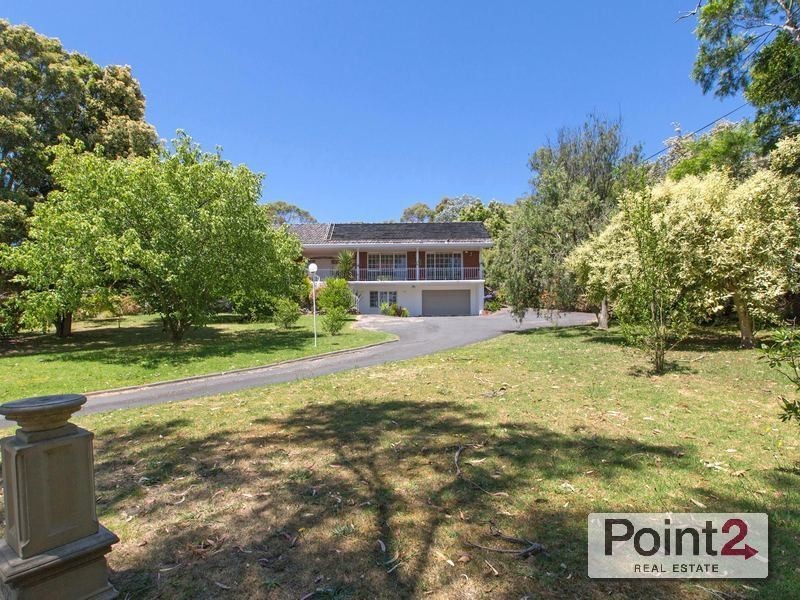 25  Bareena Drive, Mount Eliza VIC 3930