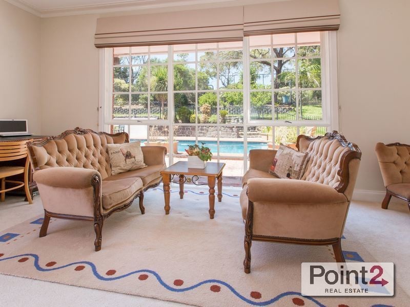 25  Bareena Drive, Mount Eliza VIC 3930