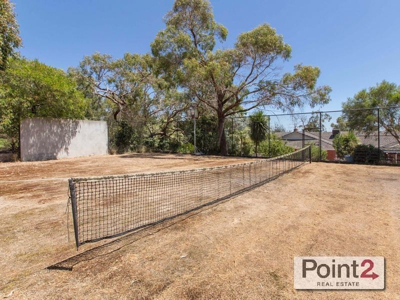 25  Bareena Drive, Mount Eliza VIC 3930