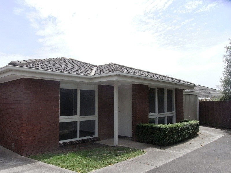 4/9 Leicester Avenue, Mount Eliza VIC 3930