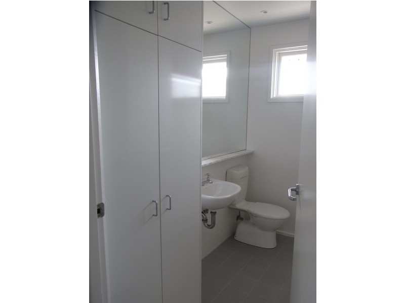 4/9 Leicester Avenue, Mount Eliza VIC 3930