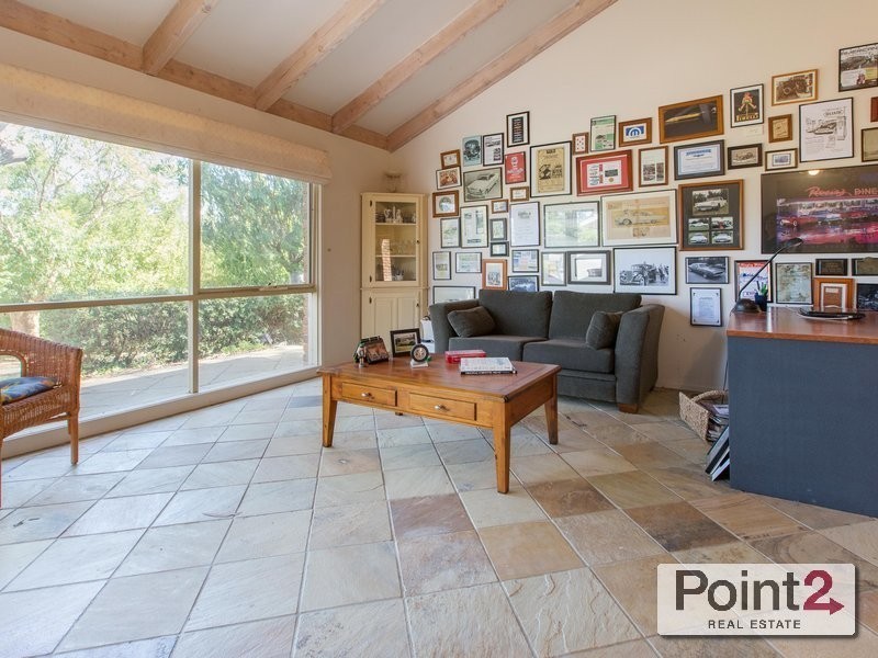 6 Marie Court, Mount Eliza VIC 3930