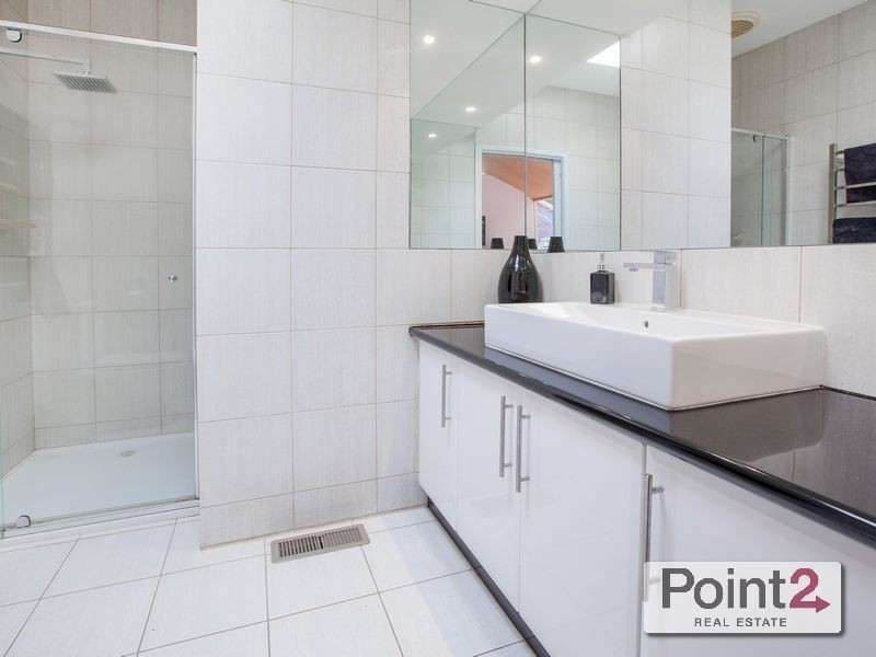 5 Otaria Street, Mount Eliza VIC 3930