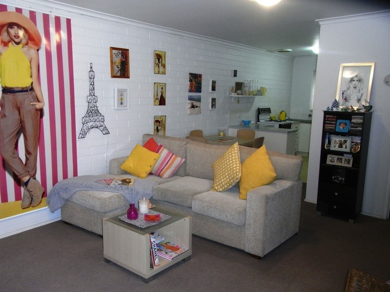 8/121-123 Mt Eliza Way, Mount Eliza VIC 3930