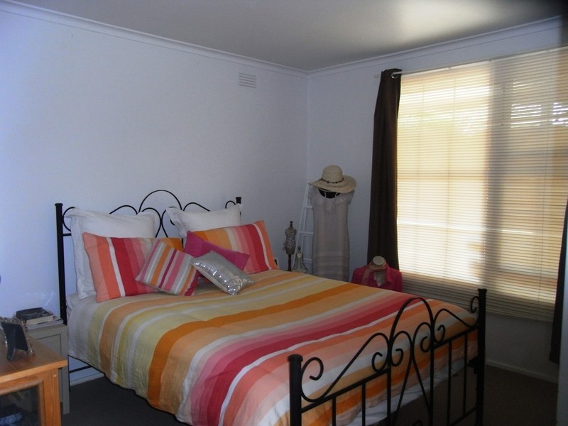 8/121-123 Mt Eliza Way, Mount Eliza VIC 3930