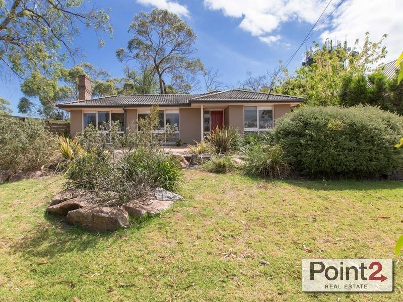 27 Quinns Parade, Mount Eliza VIC 3930