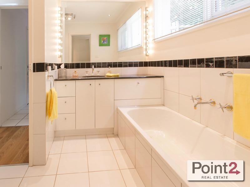 3 Pennington Close, Mount Eliza VIC 3930