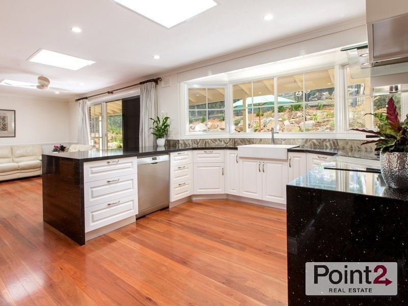4 Mein Place, Mount Eliza VIC 3930