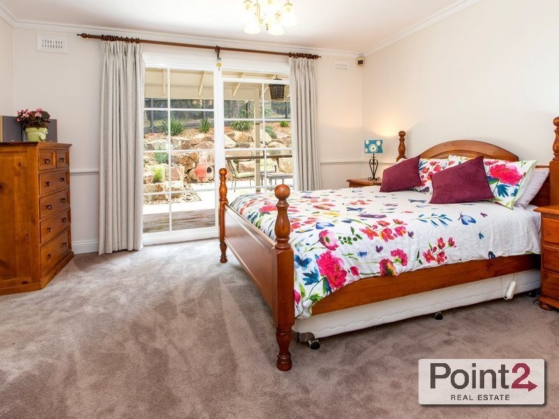 4 Mein Place, Mount Eliza VIC 3930