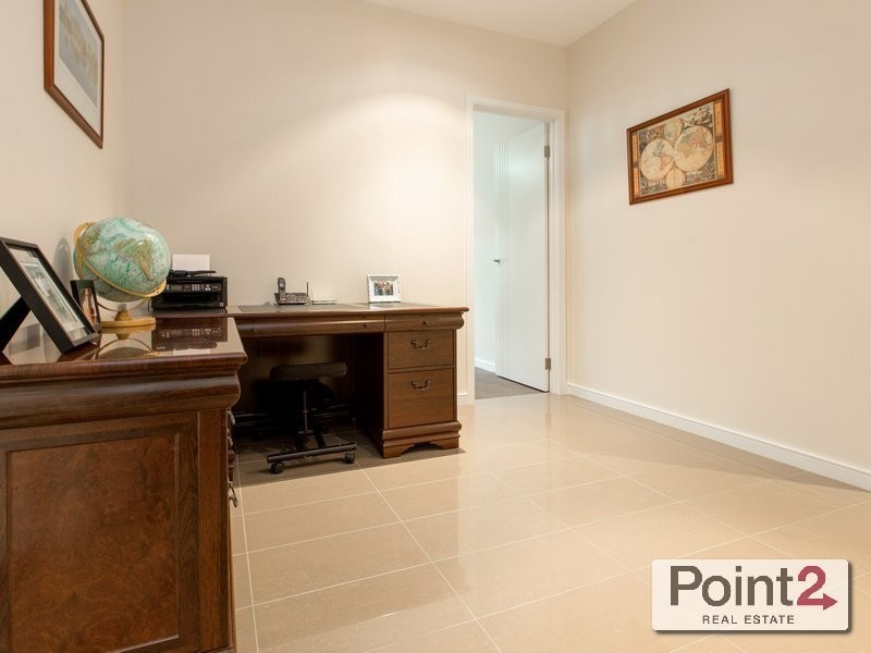 8 Sunset Crescent, Mount Eliza VIC 3930