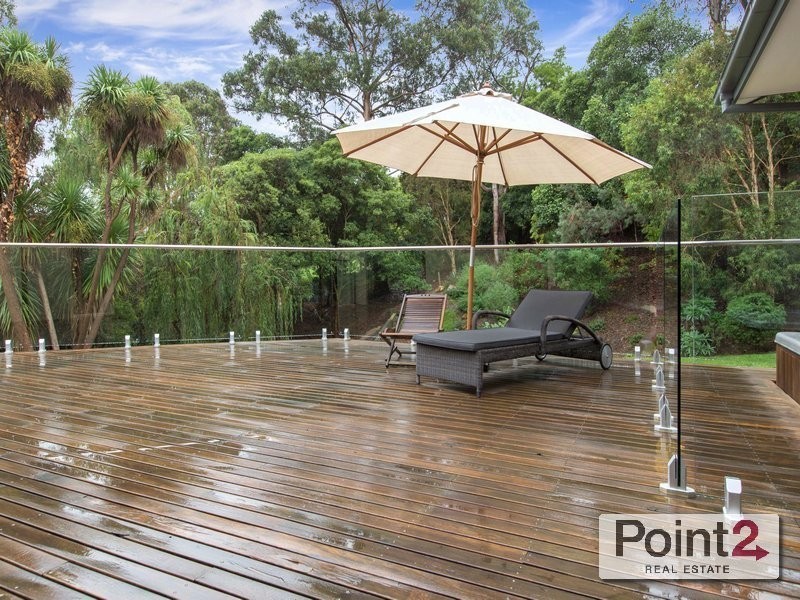 8 Sunset Crescent, Mount Eliza VIC 3930