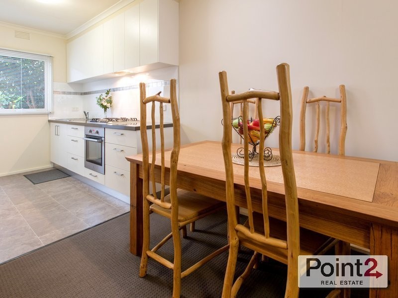 2/6 Coonara Avenue, Mount Eliza VIC 3930