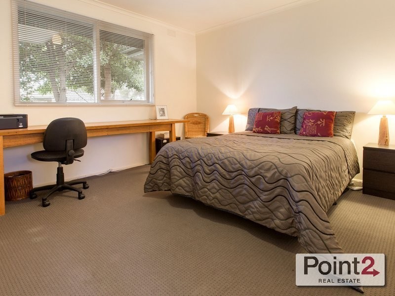 2/6 Coonara Avenue, Mount Eliza VIC 3930