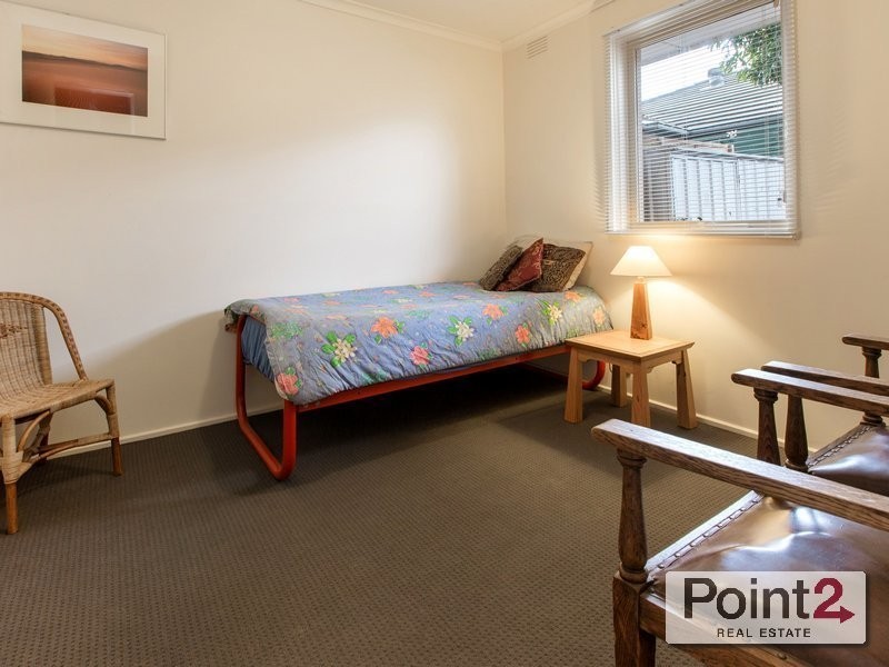 2/6 Coonara Avenue, Mount Eliza VIC 3930