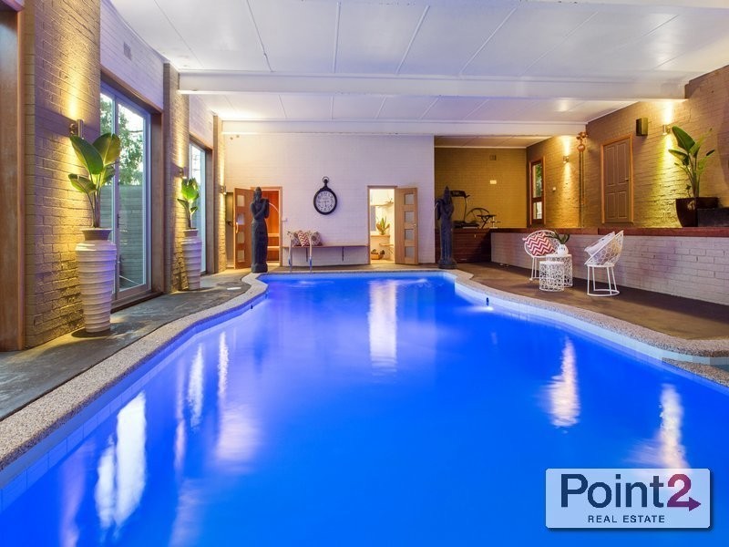 12 Lorrimore Close, Mount Eliza VIC 3930