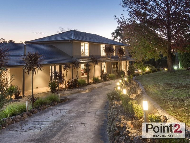 12 Lorrimore Close, Mount Eliza VIC 3930
