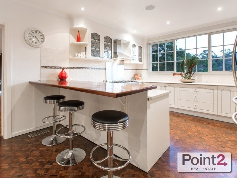 12 Lorrimore Close, Mount Eliza VIC 3930