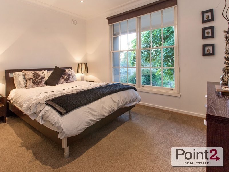 12 Lorrimore Close, Mount Eliza VIC 3930