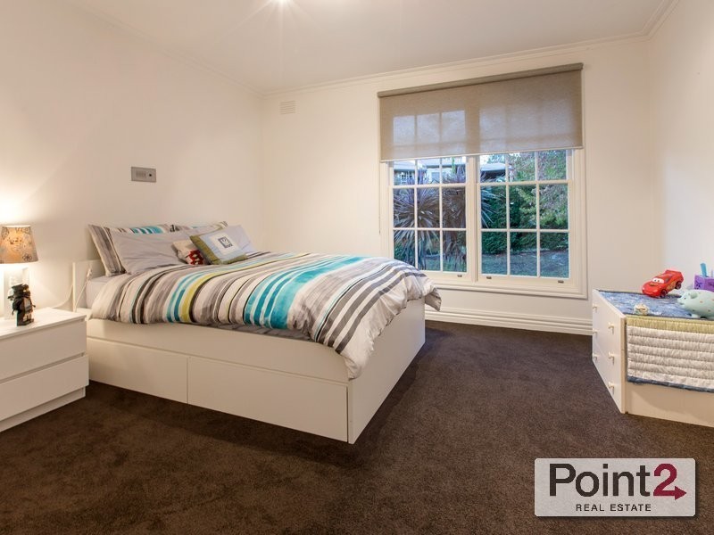 12 Lorrimore Close, Mount Eliza VIC 3930