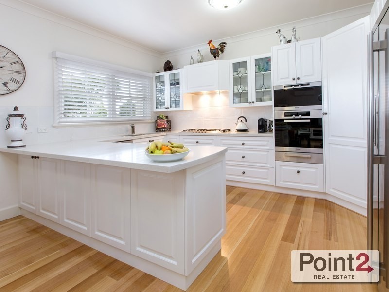 2 Roehampton Crescent, Mount Eliza VIC 3930