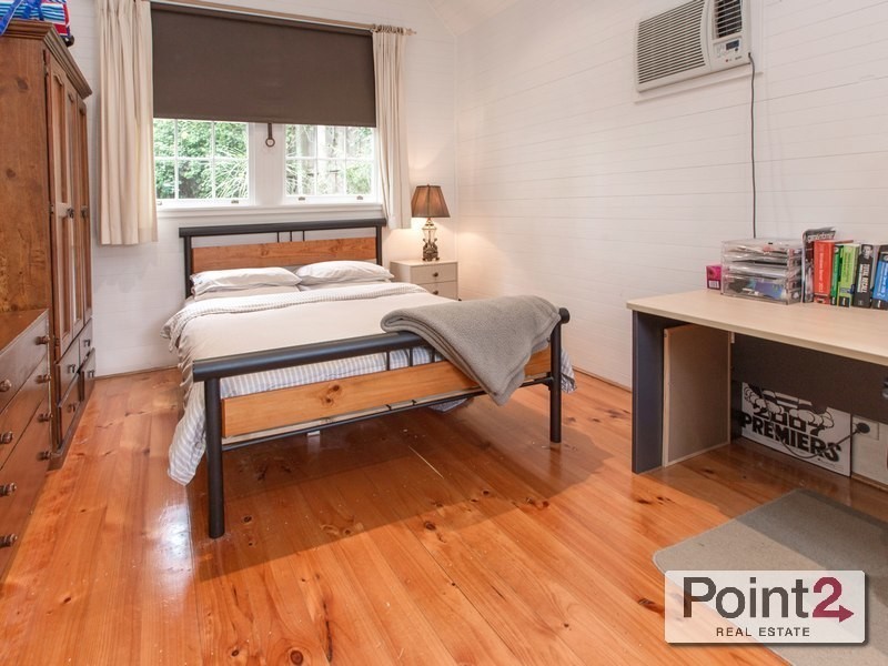 2 Roehampton Crescent, Mount Eliza VIC 3930