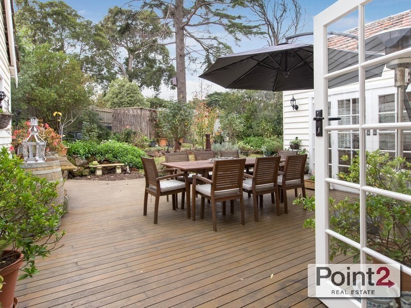 2 Roehampton Crescent, Mount Eliza VIC 3930