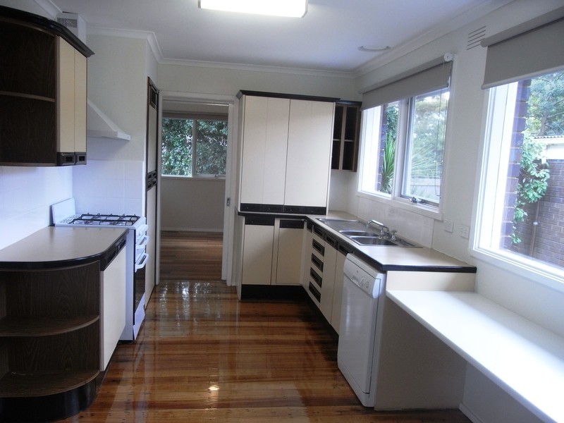 57 Wimbledon Avenue, Mount Eliza VIC 3930