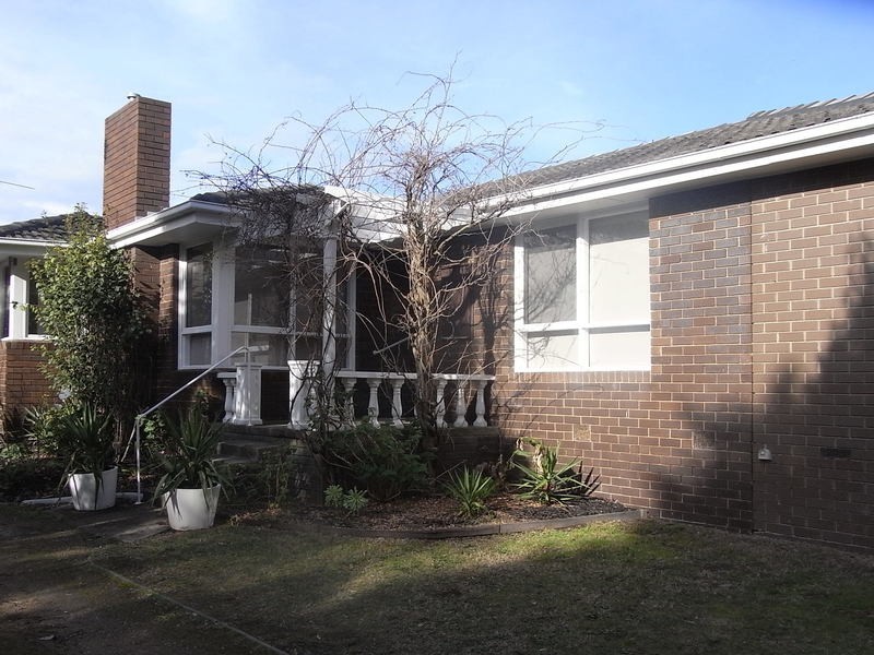 57 Wimbledon Avenue, Mount Eliza VIC 3930