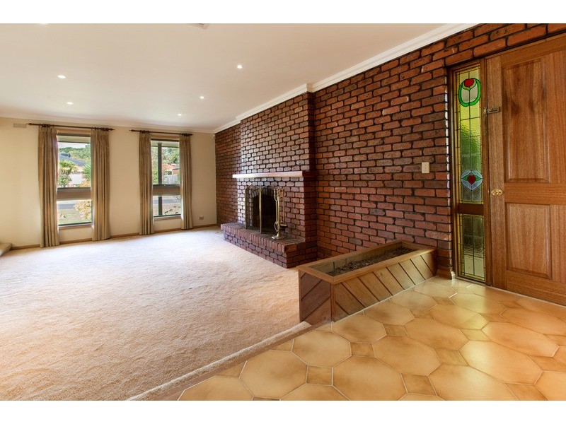 15  Coonara Avenue, Mount Eliza VIC 3930