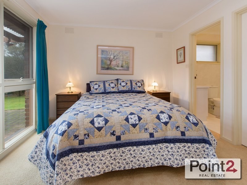 15 Acunha Street, Mount Eliza VIC 3930