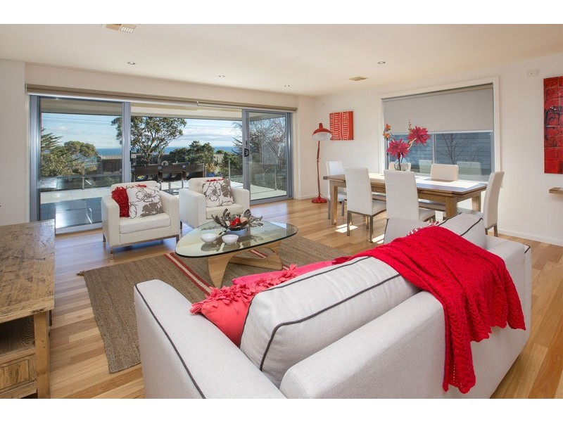 24 Matong Road, Mount Eliza VIC 3930