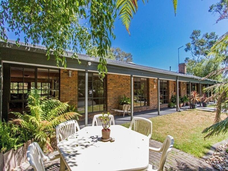 19 Cummins Lane, Mount Eliza VIC 3930